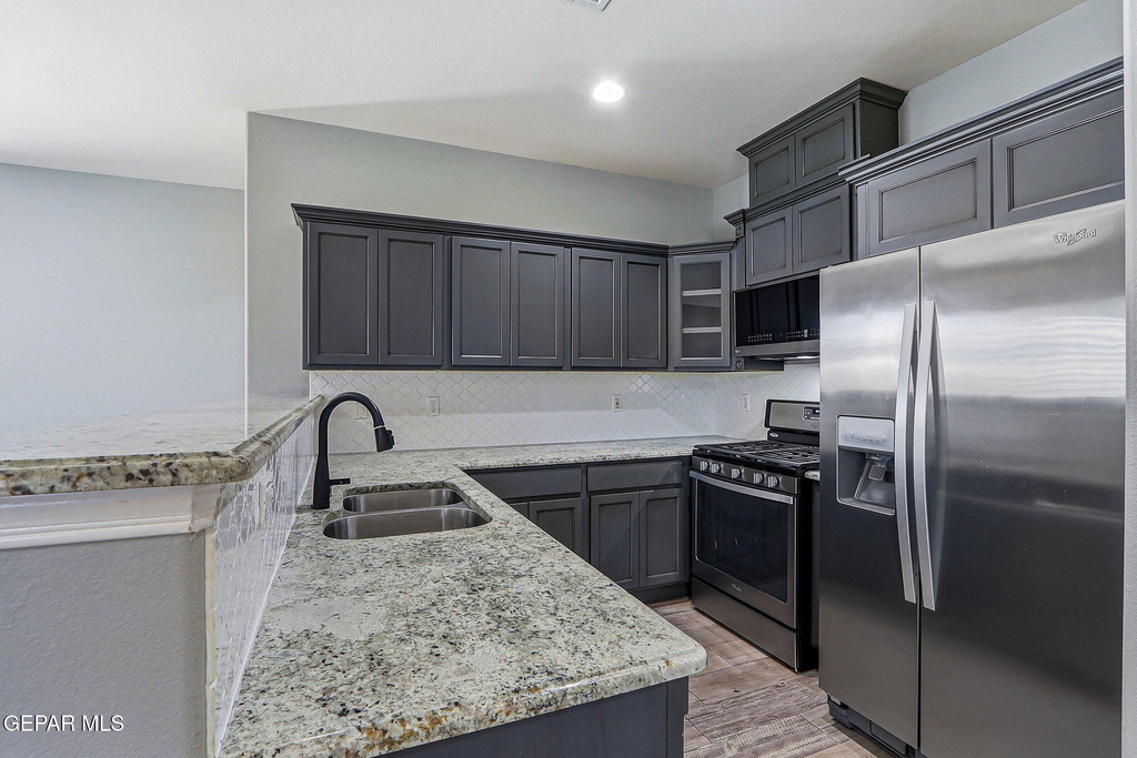 2120 Honour Point Place - Photo 9