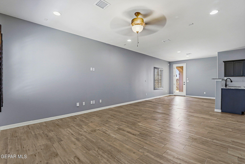 2120 Honour Point Place - Photo 3