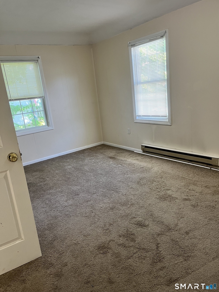 16 Dudley Street - Photo 4