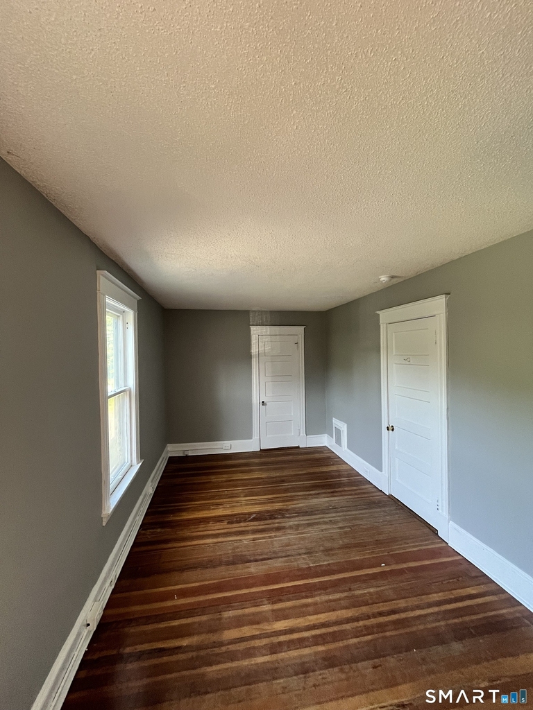 245 Bristol Street - Photo 4