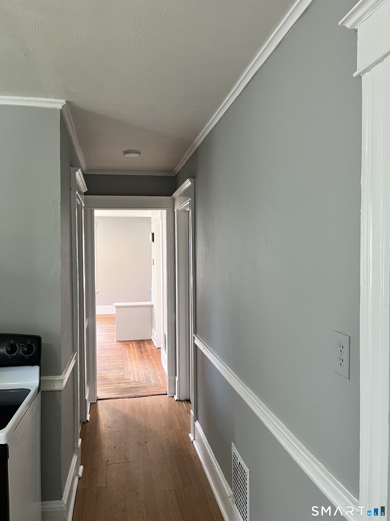 245 Bristol Street - Photo 5