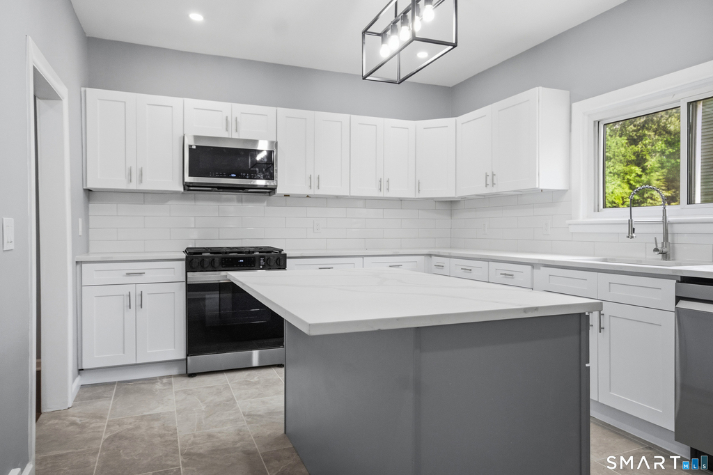 275 Riverview Avenue - Photo 7