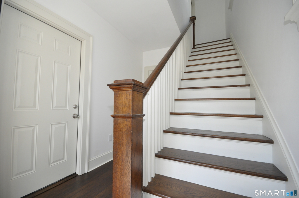 20 Mountain Street - Photo 8
