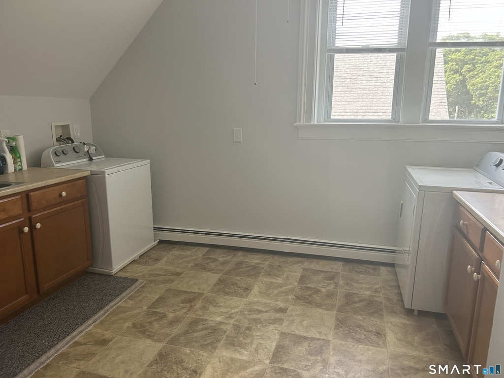 304 Caroline Street - Photo 3