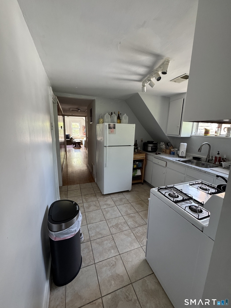 789 Orange Street - Photo 0