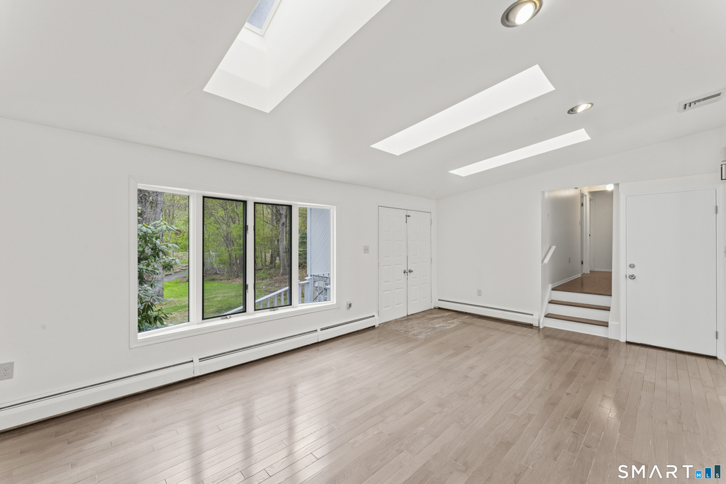 89 Cranbury Drive - Photo 7