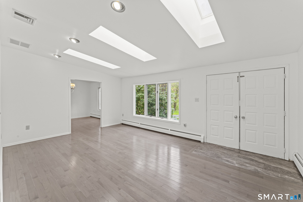 89 Cranbury Drive - Photo 6