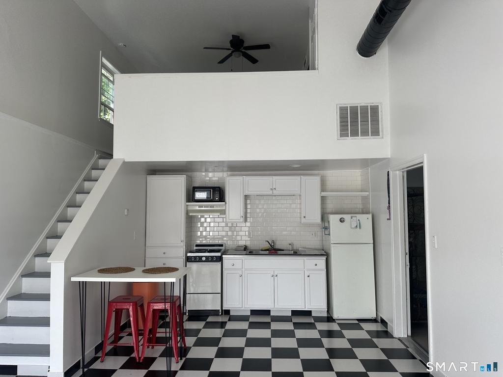 379 Derby Avenue - Photo 1