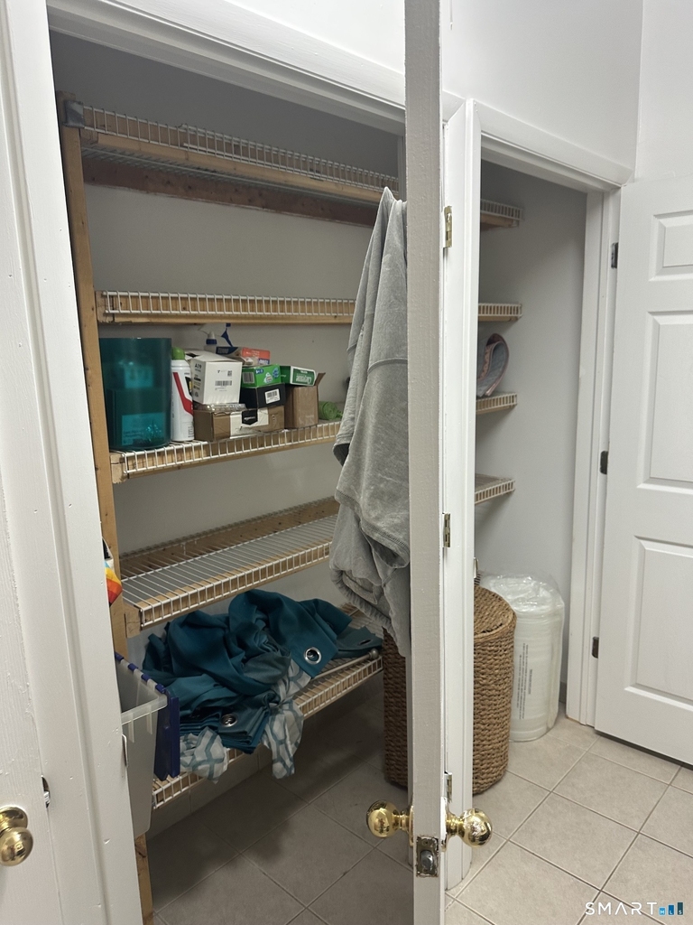 379 Derby Avenue - Photo 3