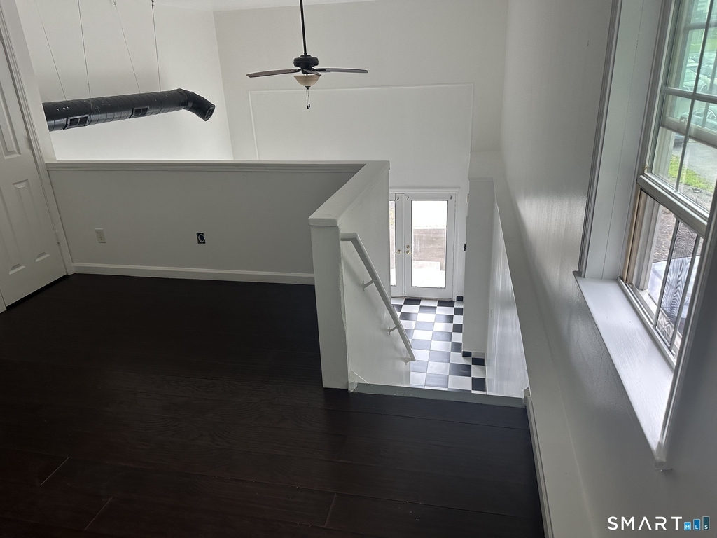 379 Derby Avenue - Photo 8