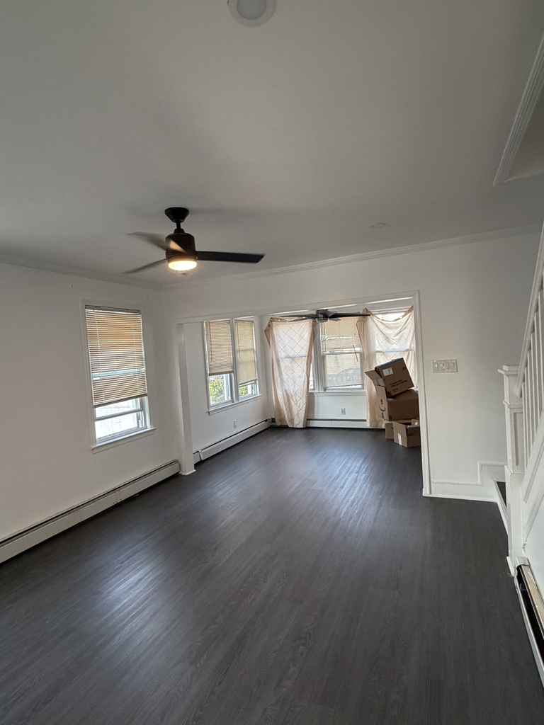 134th street, Ozone Park - Photo 5