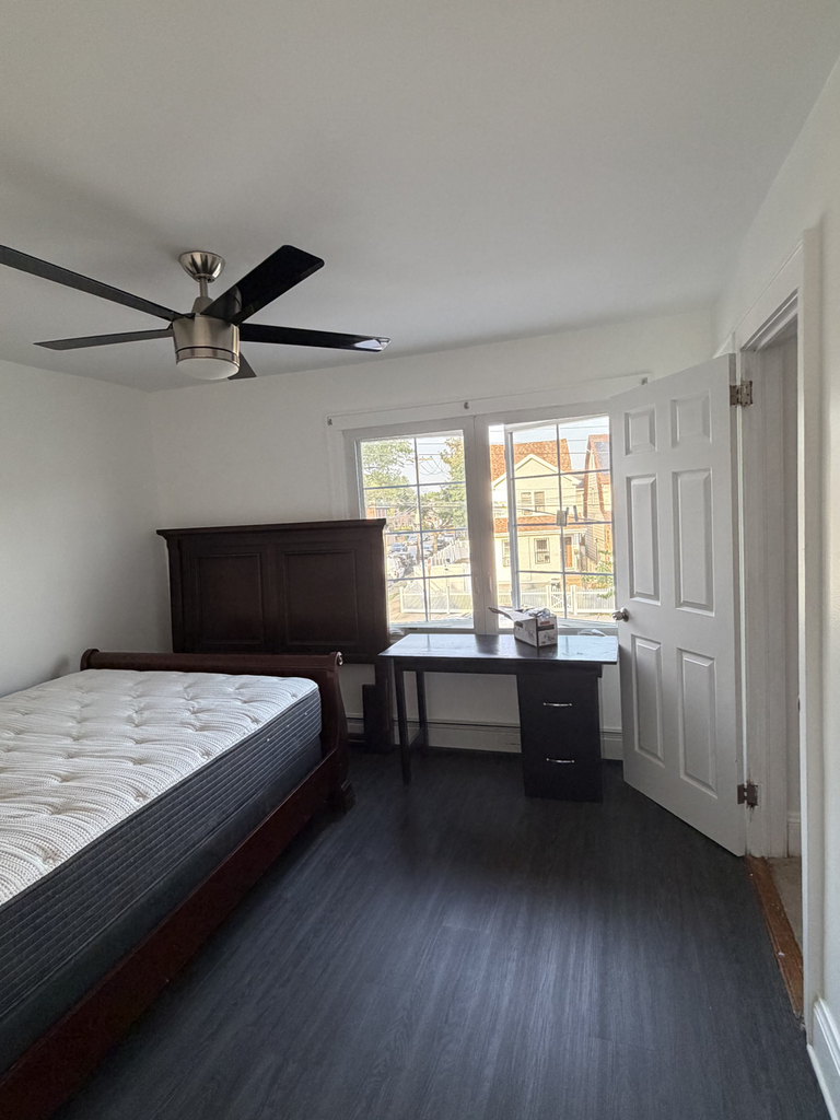 134th street, Ozone Park - Photo 9