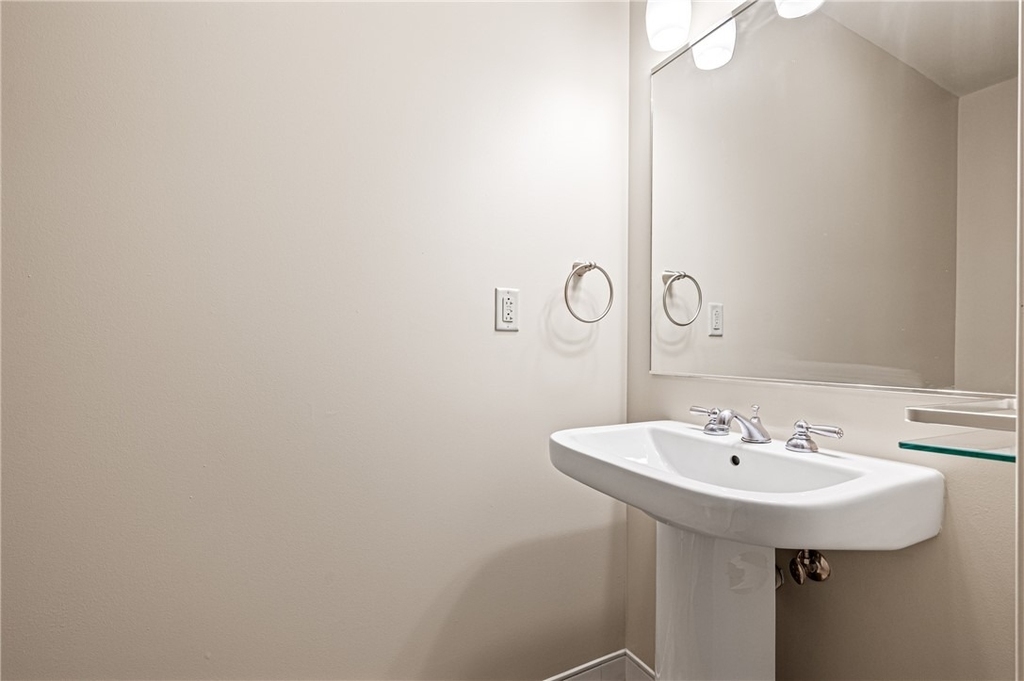 300 Liberty Avenue #1518 - Photo 6