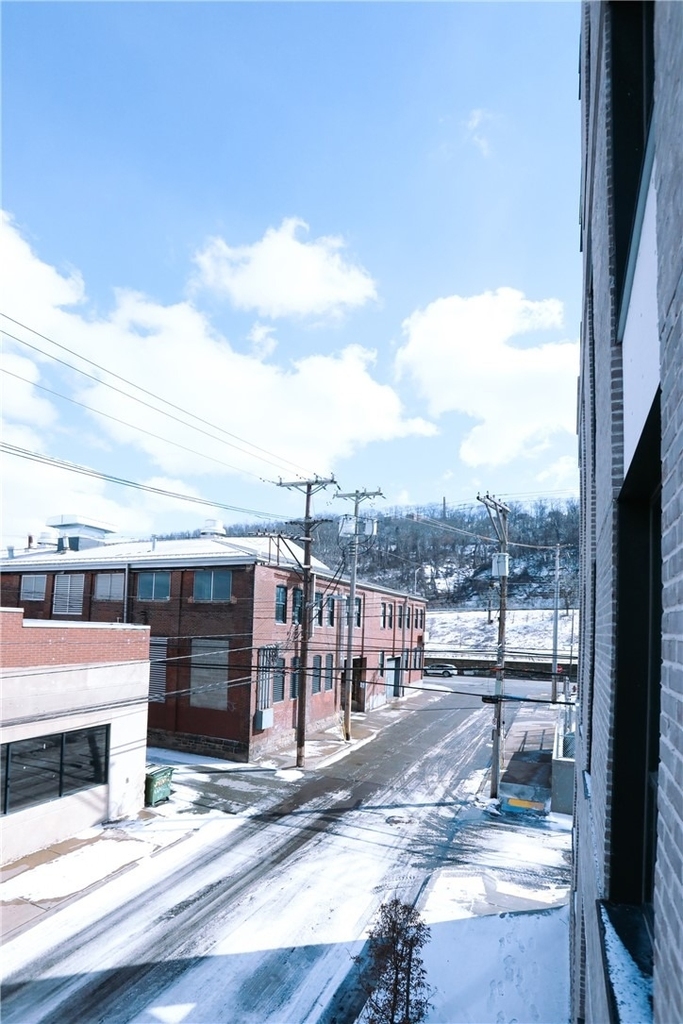 2330 Penn Ave - Photo 27