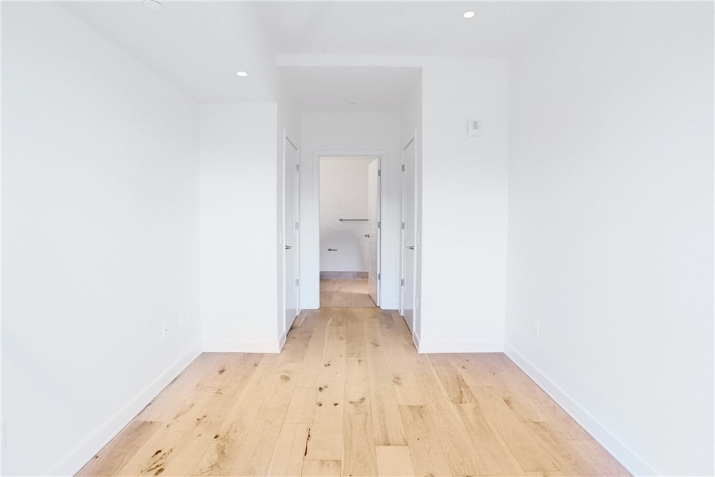 2330 Penn Ave - Photo 15