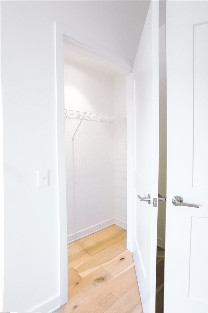 2330 Penn Ave - Photo 17