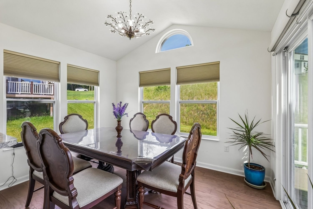 1105 Deerfield Drive - Photo 8
