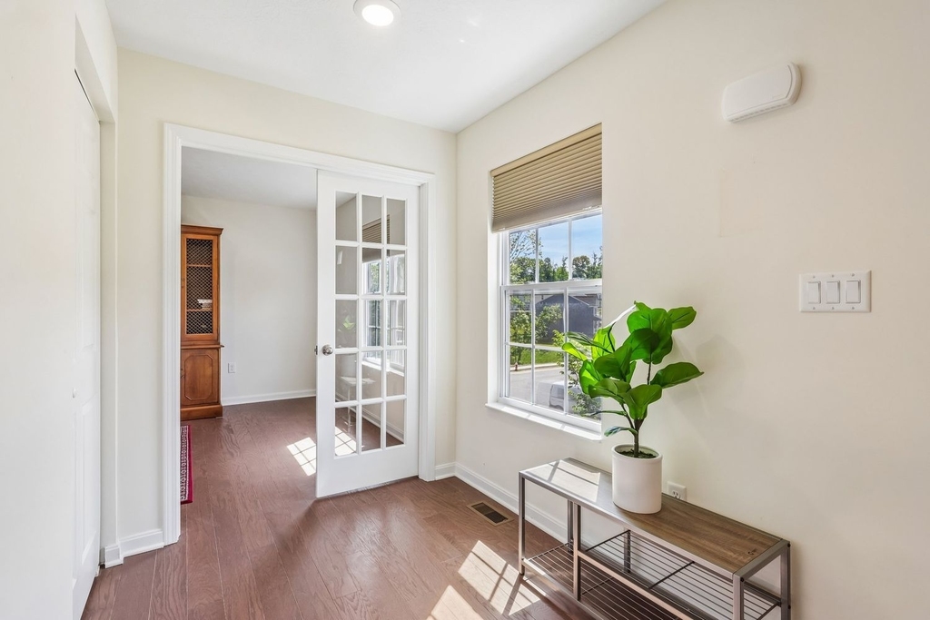 1105 Deerfield Drive - Photo 2