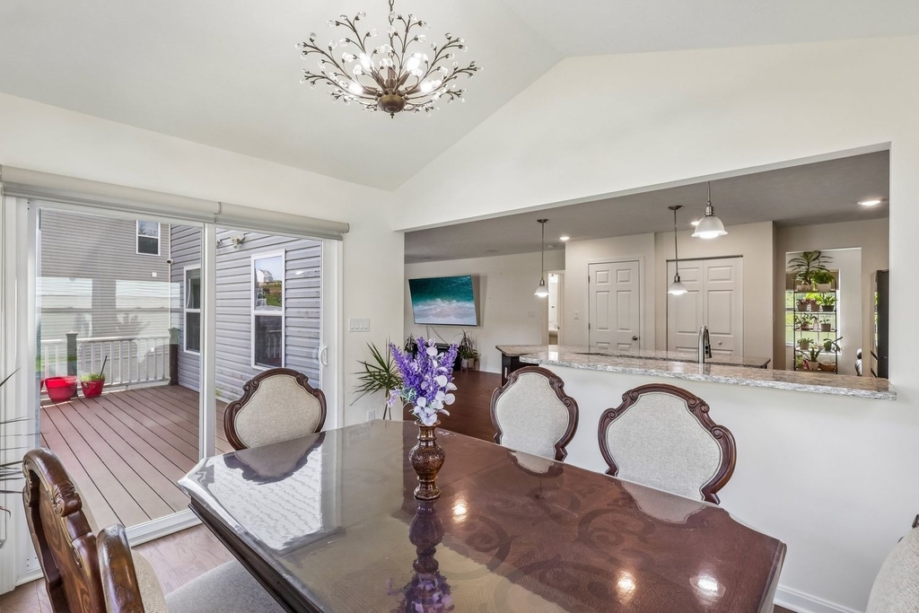 1105 Deerfield Drive - Photo 9