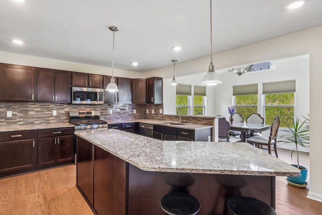 1105 Deerfield Drive - Photo 11