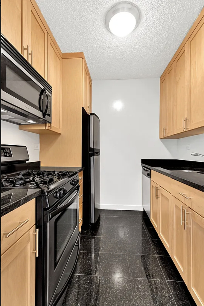 247 West 87th Street - Photo 3