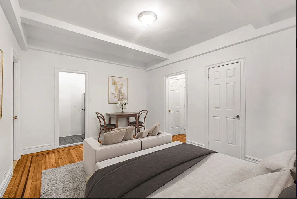 West 23th Street - Photo 2