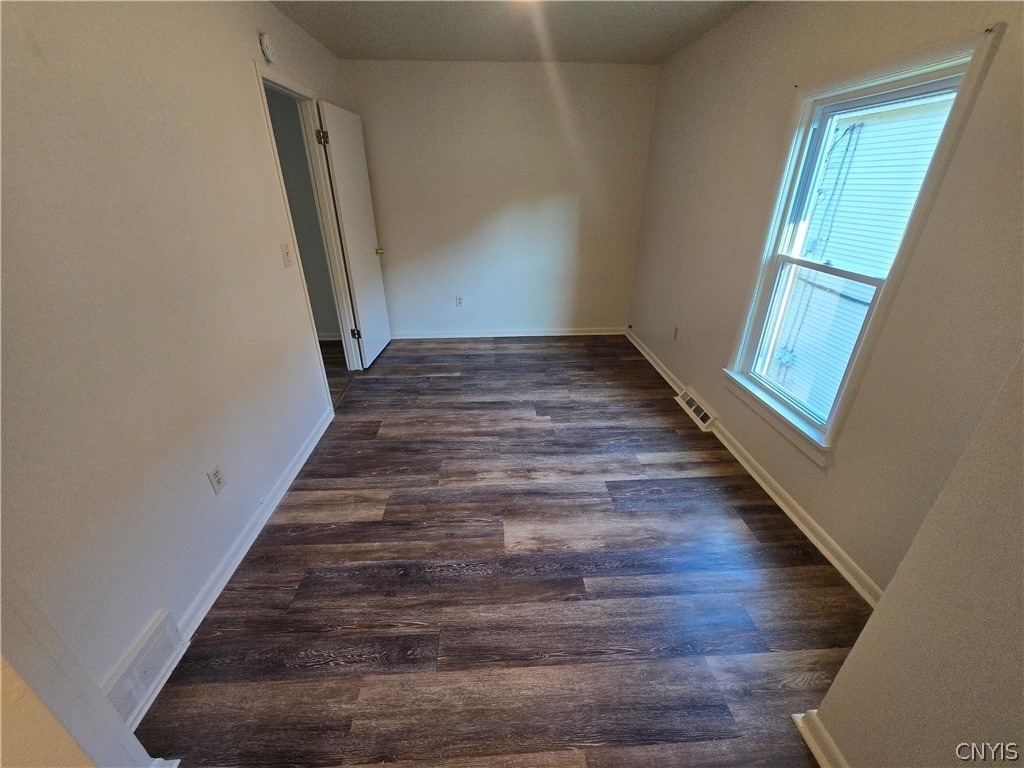 112 Helen Street - Photo 9