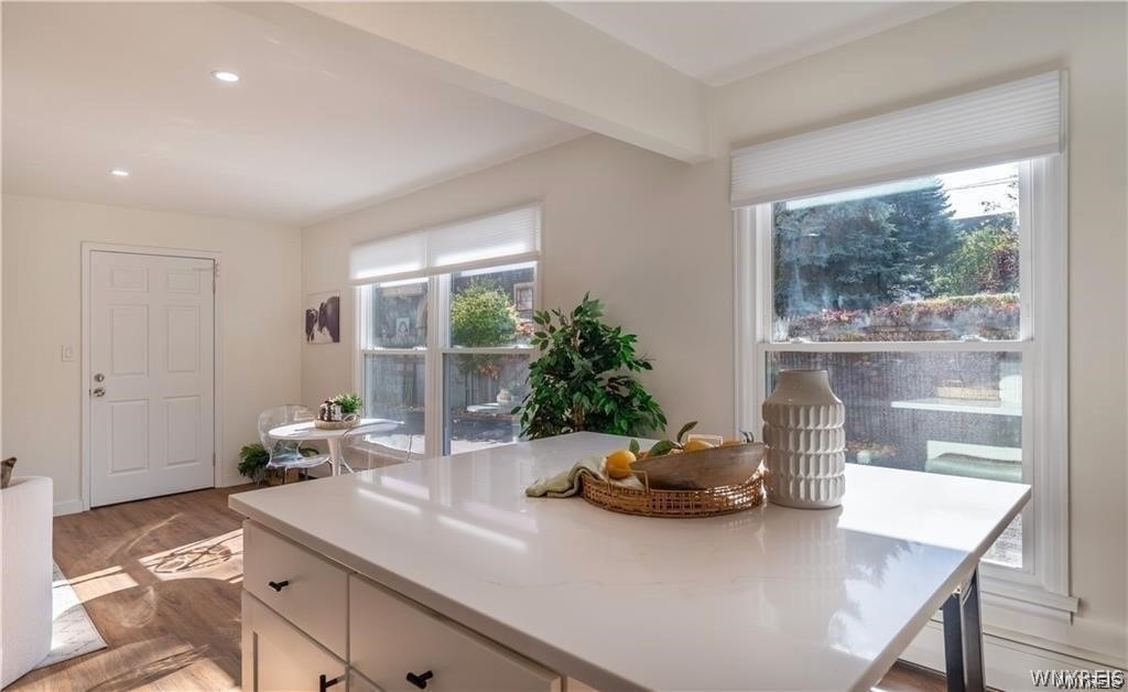 538 Linwood Avenue - Photo 3
