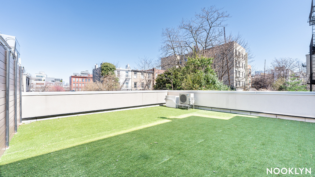 303 Wythe Avenue - Photo 15