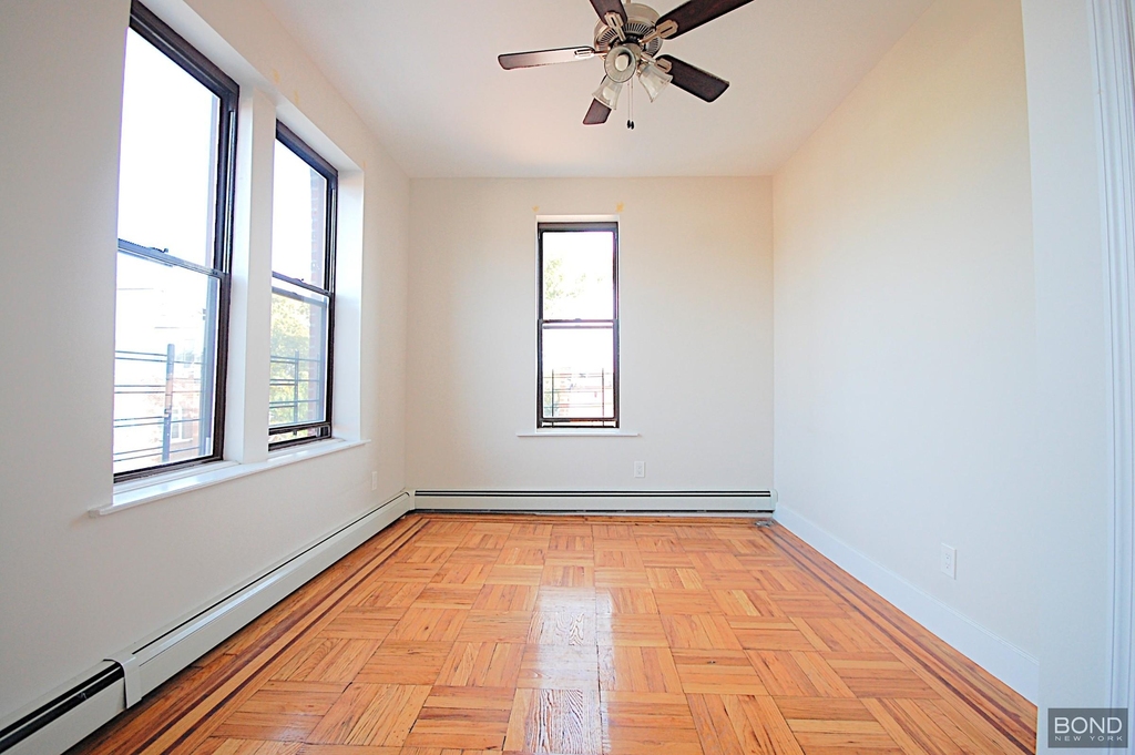 1034 Rutland Road - Photo 4