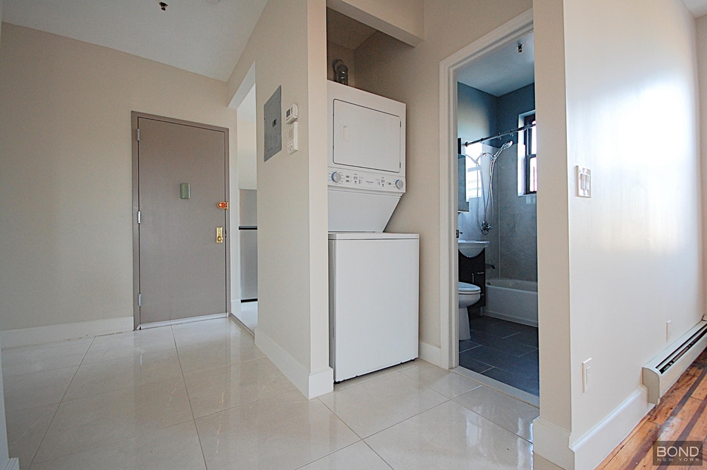 1034 Rutland Road - Photo 3