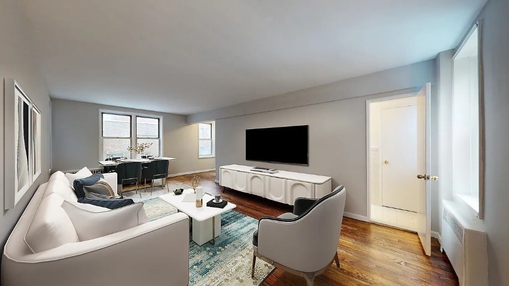 East 58th Street - Photo 1