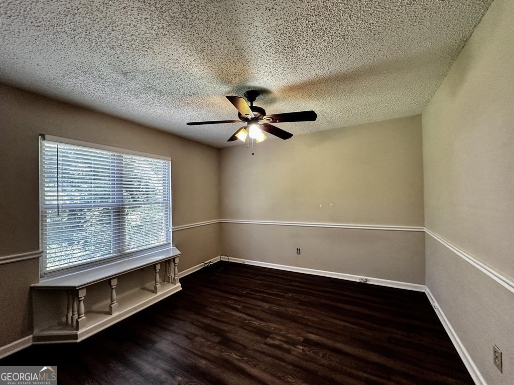 1060 Falling Water Drive Se - Photo 7