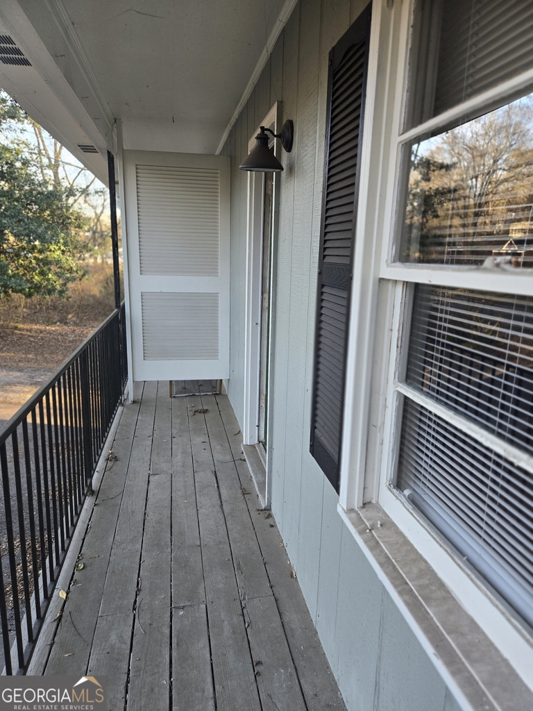 320 Vine Street - Photo 4