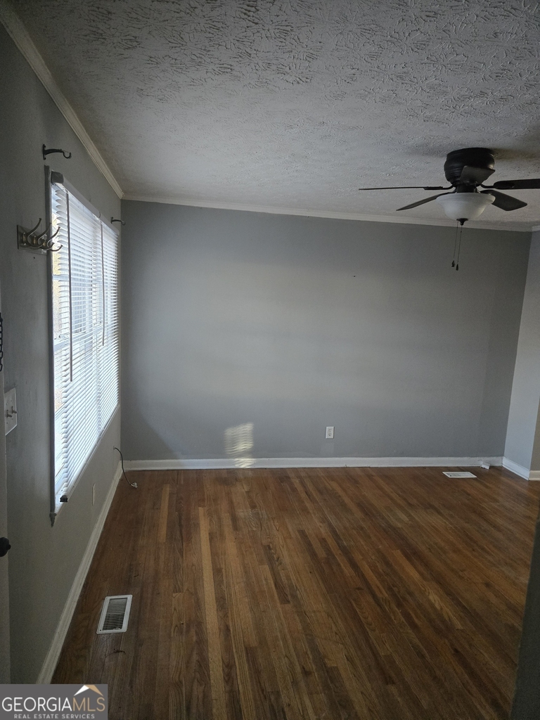 320 Vine Street - Photo 13