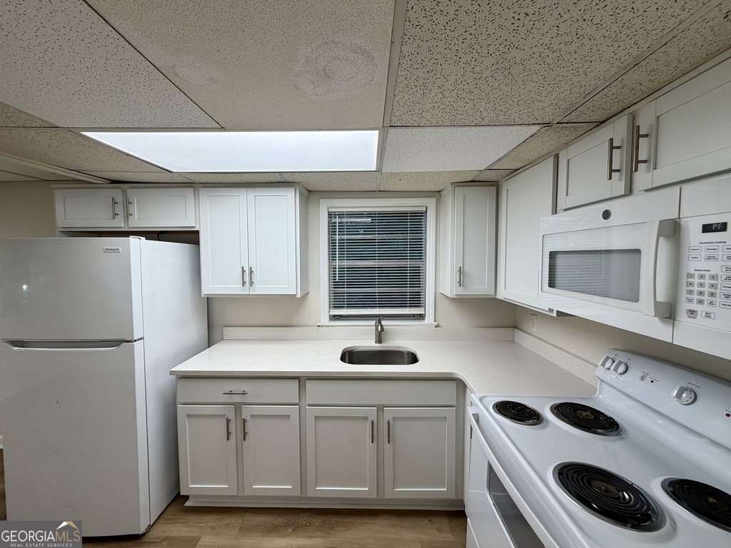 1329 Watts Road - Photo 4