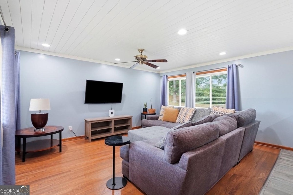 1808 Sandy Plains Road - Photo 2