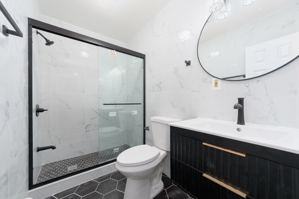 1538 Gates Avenue - Photo 5