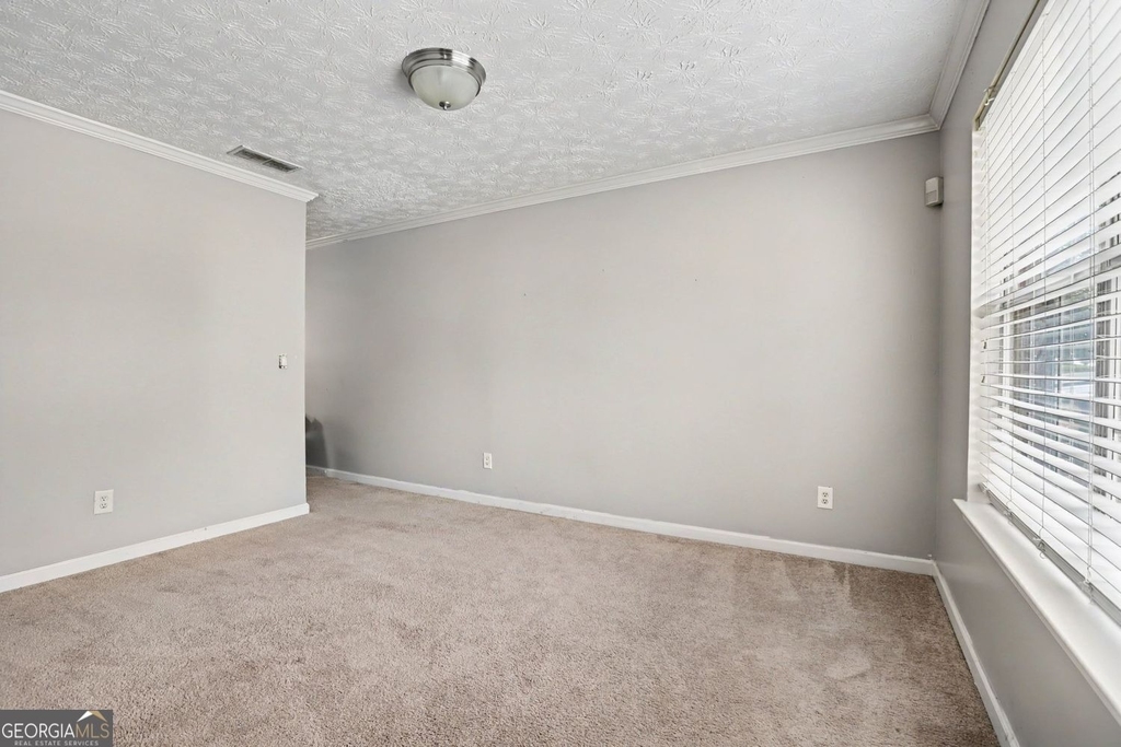 4394 Cross Lane - Photo 4
