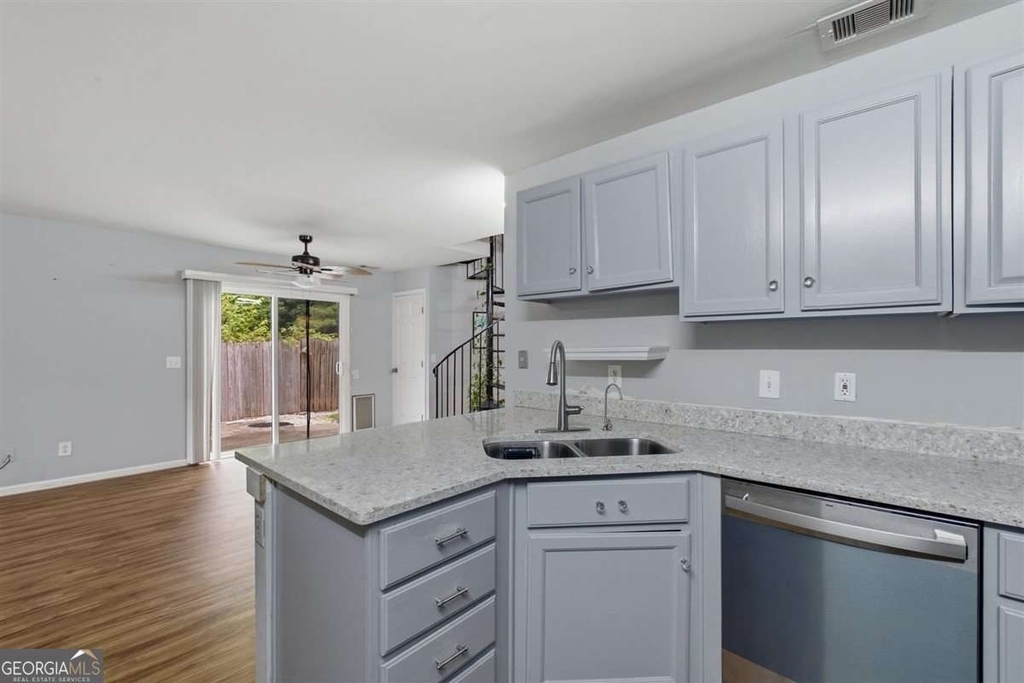 13506 Aventide Lane - Photo 14
