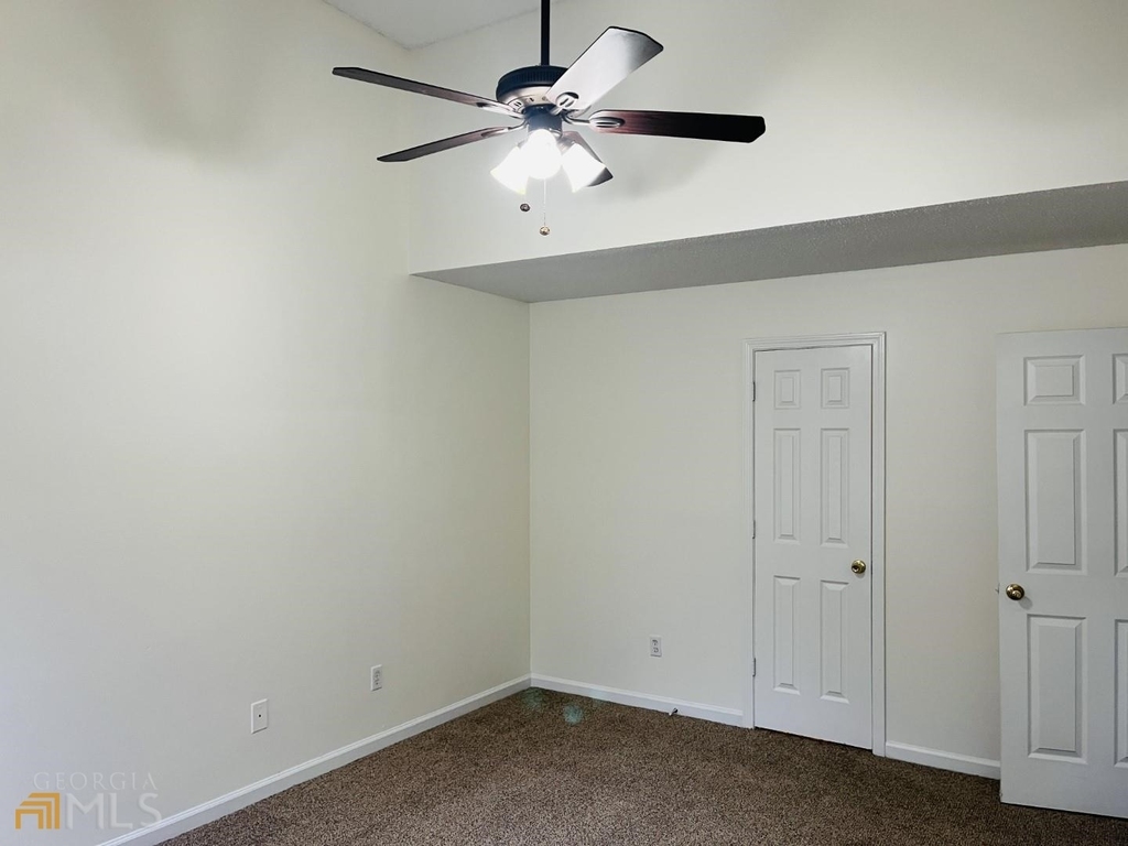 4037 Ravenwood Court - Photo 23