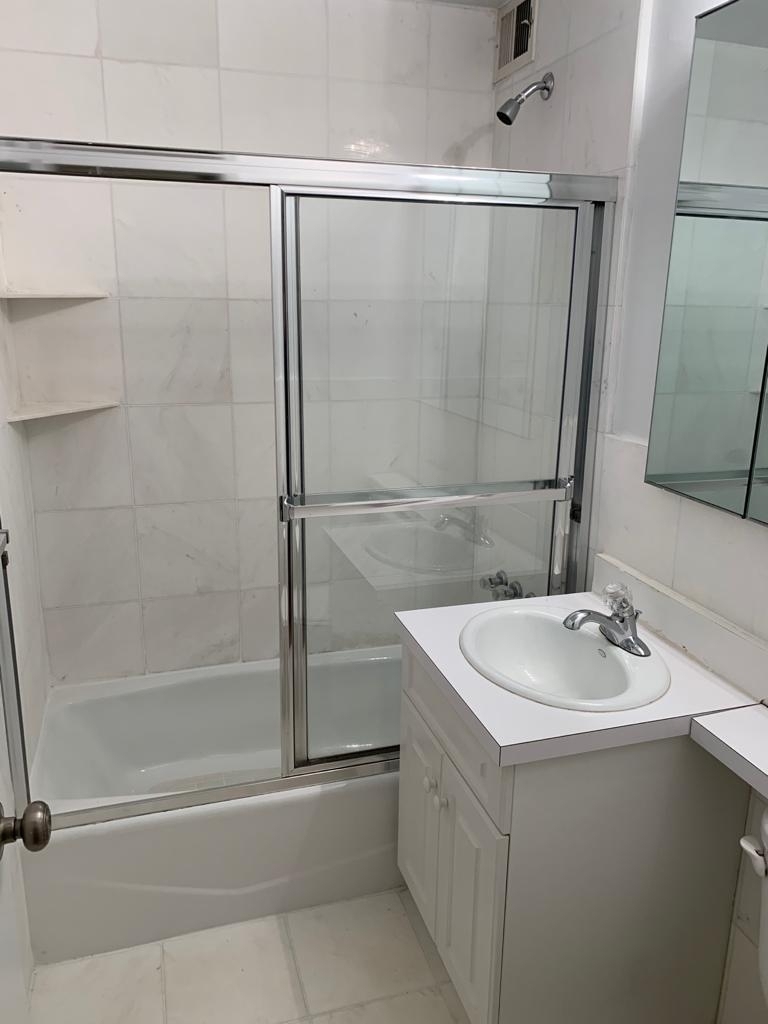 East 76th Street - Photo 3