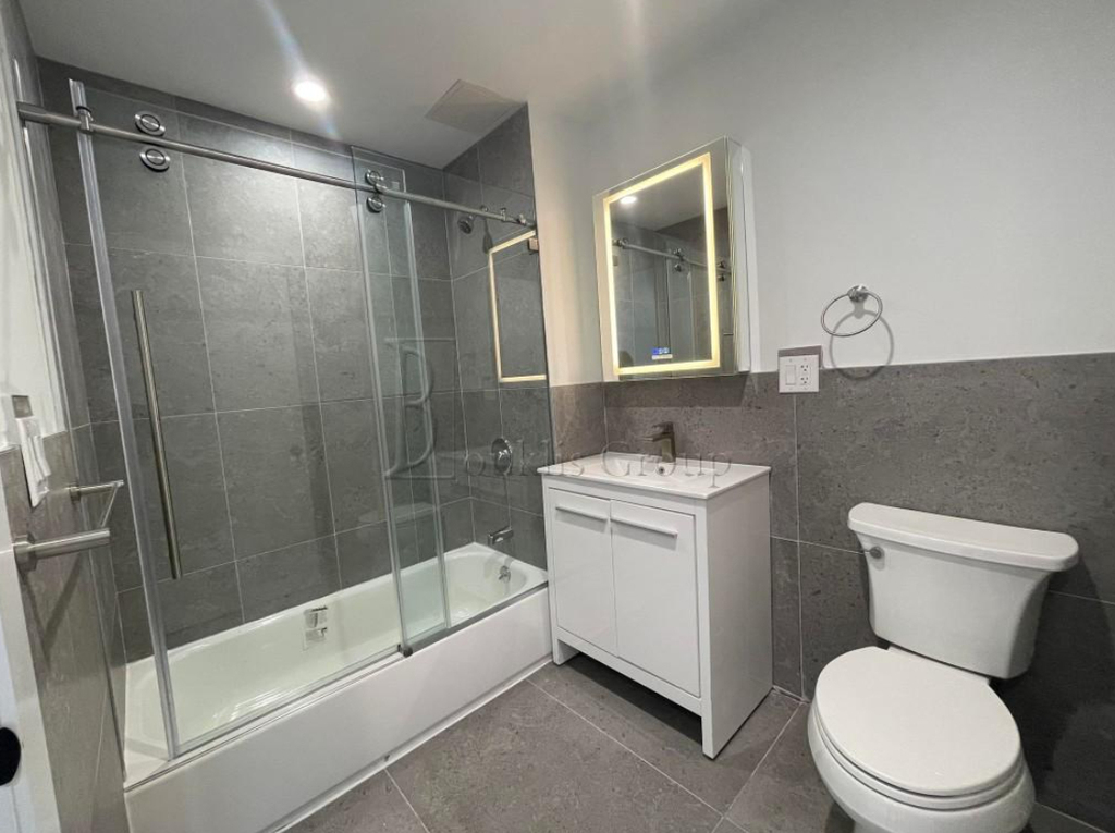 30-18 14th Street - Photo 2
