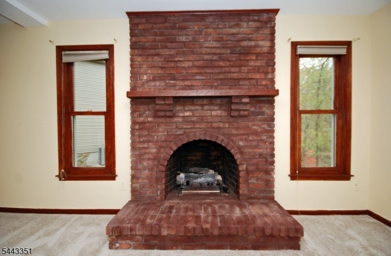 6 Heather Ln - Photo 4
