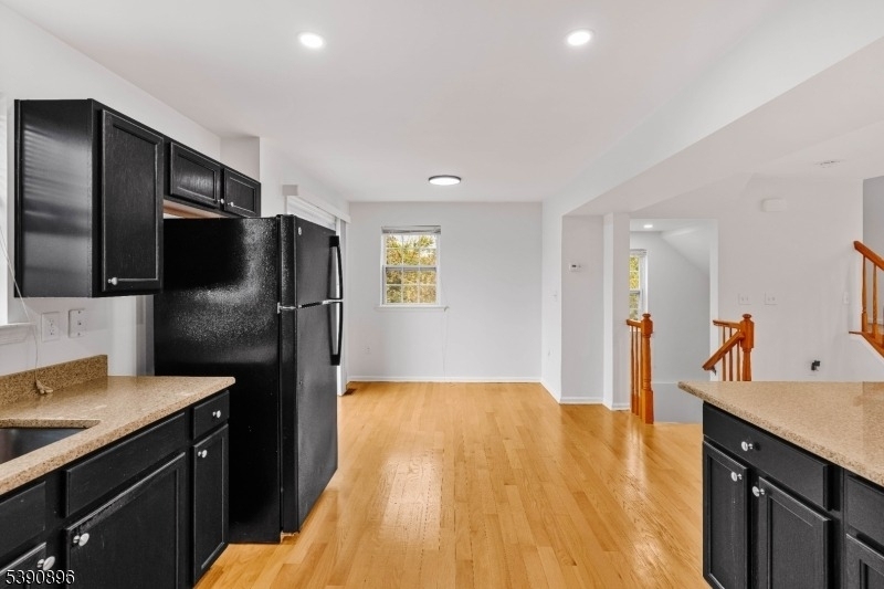 8 Alfred Ave - Photo 9
