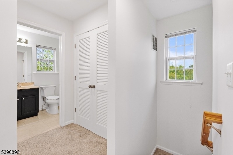 8 Alfred Ave - Photo 15