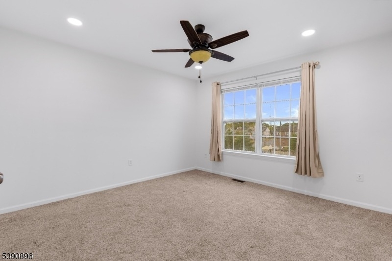 8 Alfred Ave - Photo 13