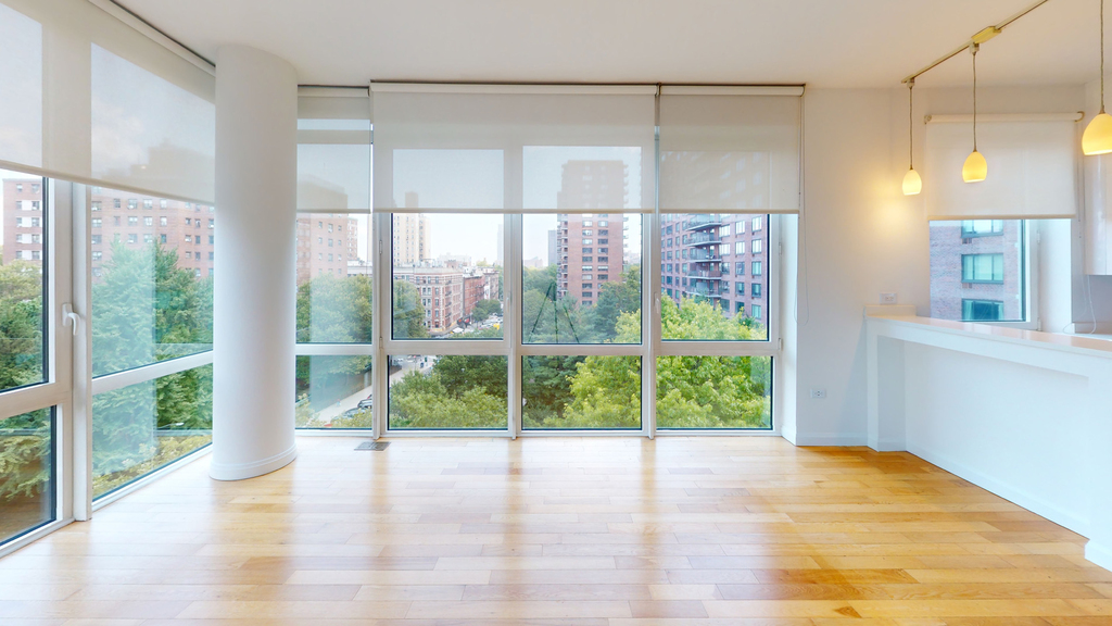 808 Columbus Ave - Photo 2