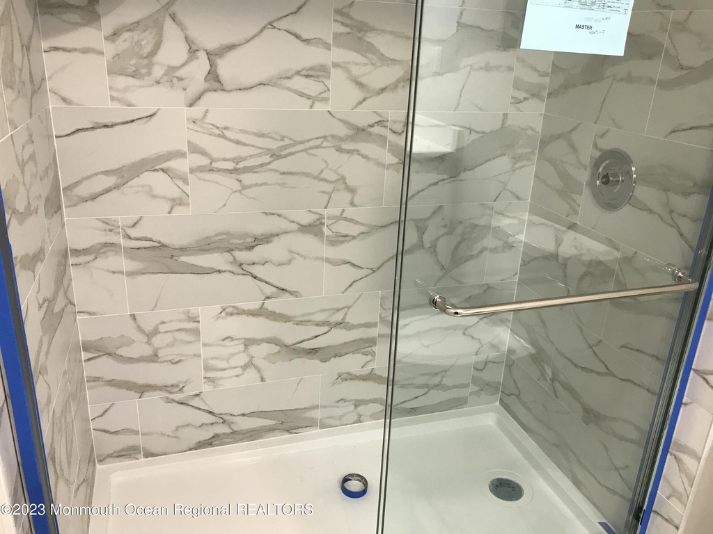 149 Amberly Drive - Photo 10