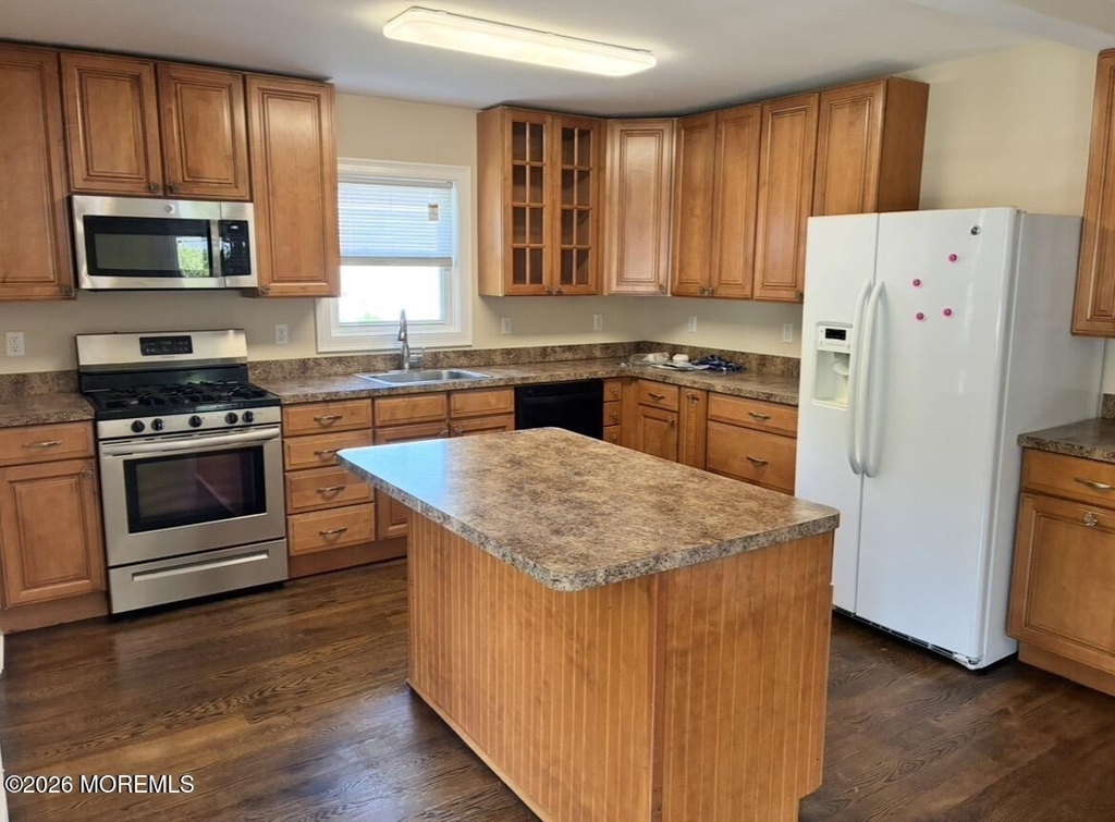 124 Wilson Avenue - Photo 3